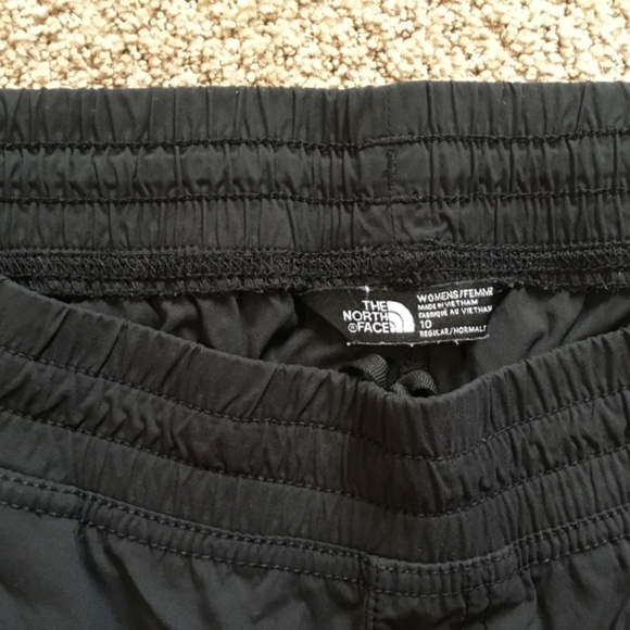 The North Face Women's Black Athletic Shorts - Picture 2 of 7